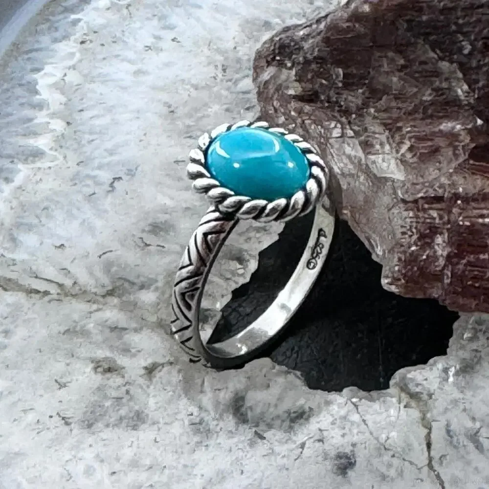 Carolyn Pollack Sterling Oval Turquoise Solitaire Decorated Ring For Women